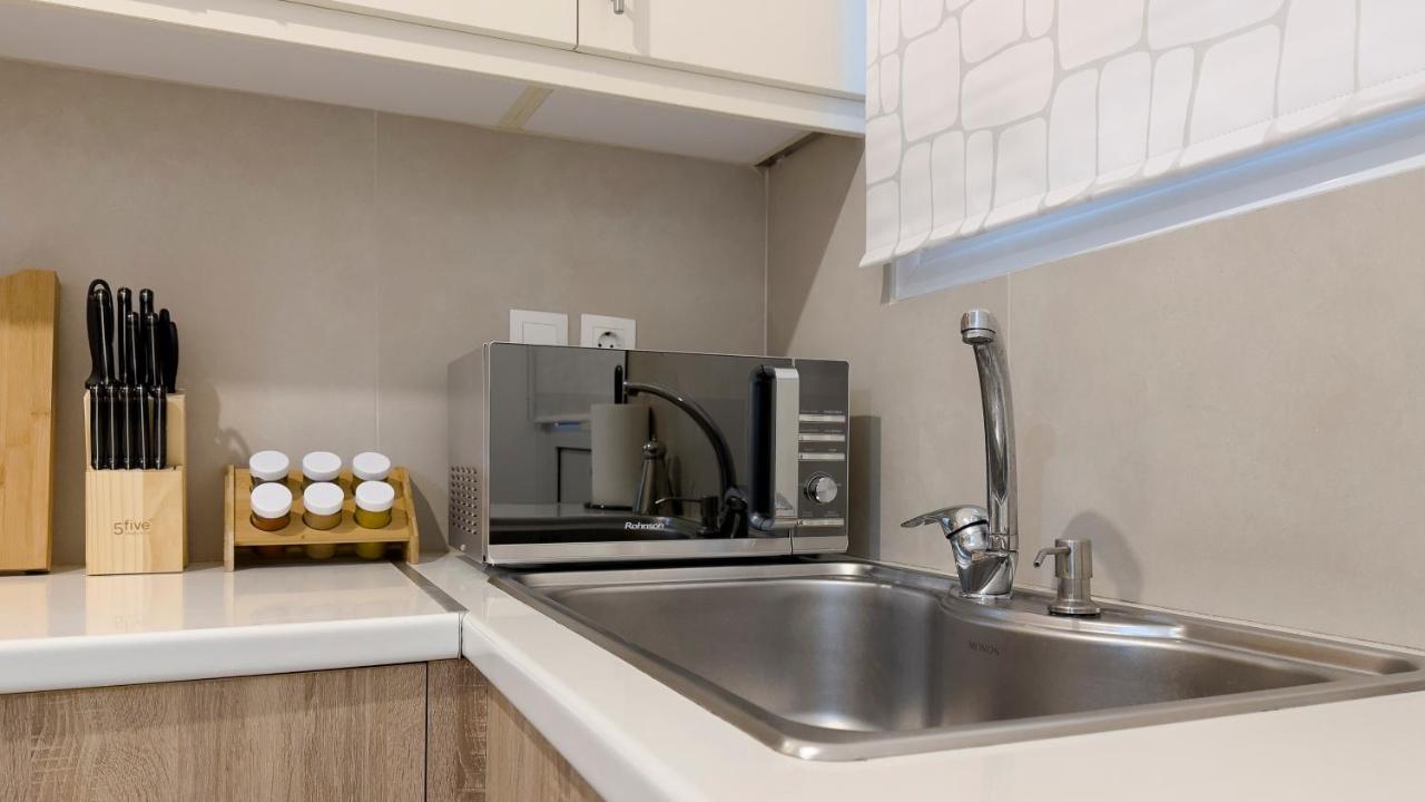 Aventura Comfortable 90Sqm Apt In Kato Patisia Apartment Athena Bagian luar foto