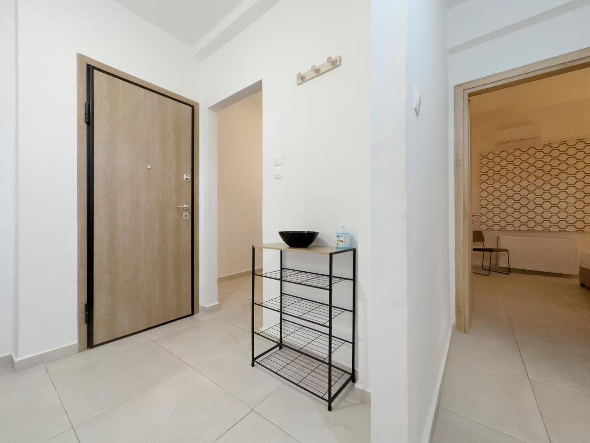Aventura Comfortable 90Sqm Apt In Kato Patisia Apartment Athena Bagian luar foto