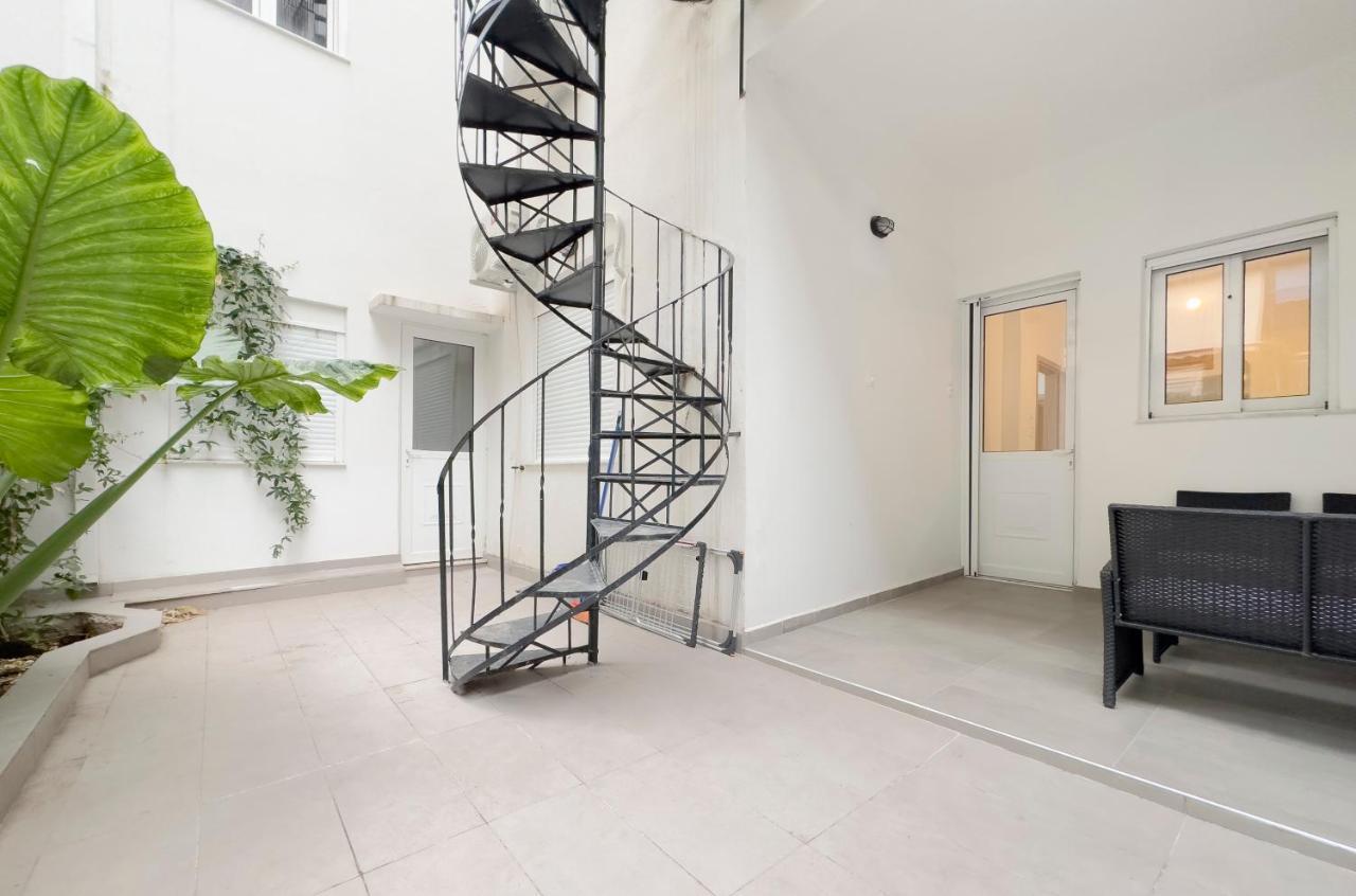Aventura Comfortable 90Sqm Apt In Kato Patisia Apartment Athena Bagian luar foto