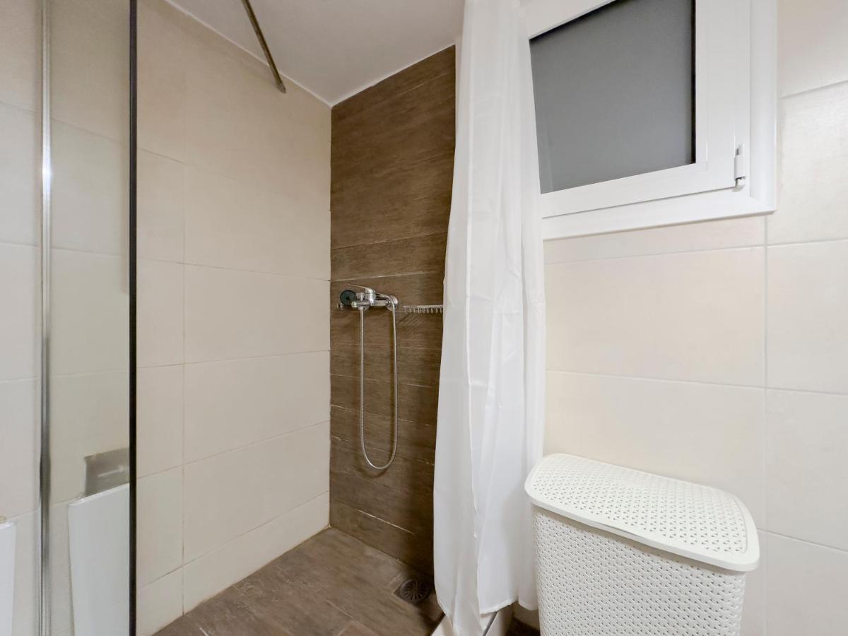 Aventura Comfortable 90Sqm Apt In Kato Patisia Apartment Athena Bagian luar foto